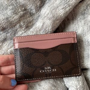 Light pink/brown coach card holder